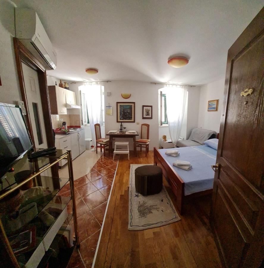 Studio Fani Makarska Buitenkant foto